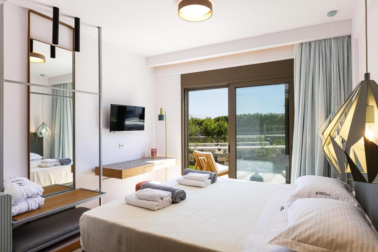 Terrazzo Luxury Villas Pigianos Kampos  Extérieur photo